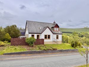 Photo 33- click for photo gallery